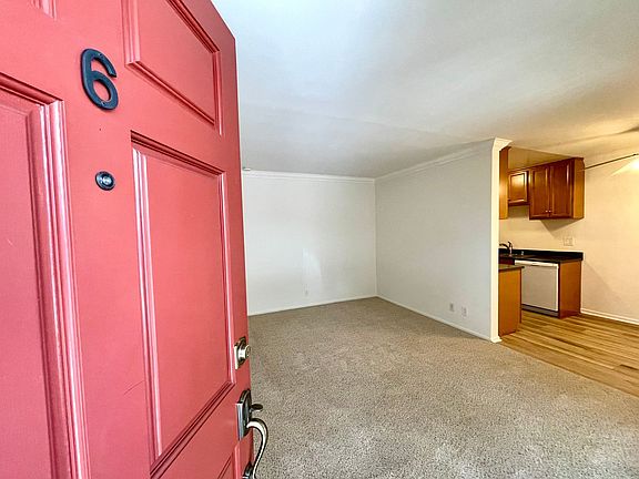 4th image of 1519 Armacost Ave APT 6