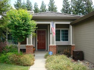 1320 Ferrero Dr, Dixon, CA 95620