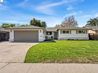 6978 Flintwood Way, Sacramento, CA