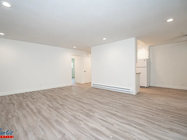 199 Acalanes Dr #8 — Photo 3