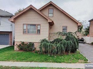 410 Chestnut Ave, South Hackensack, NJ 07606