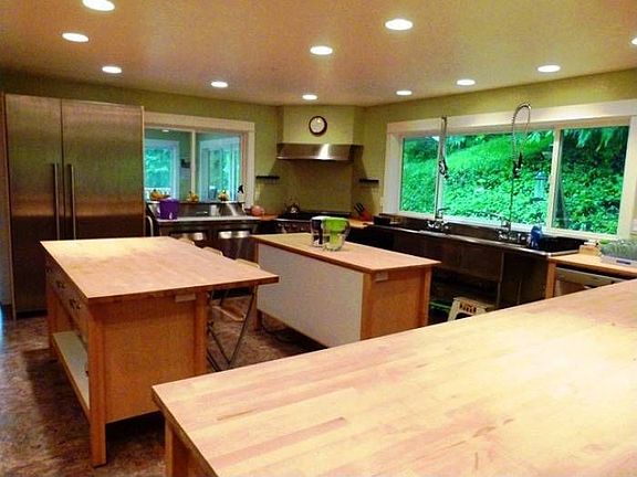 Commercial Kitchen