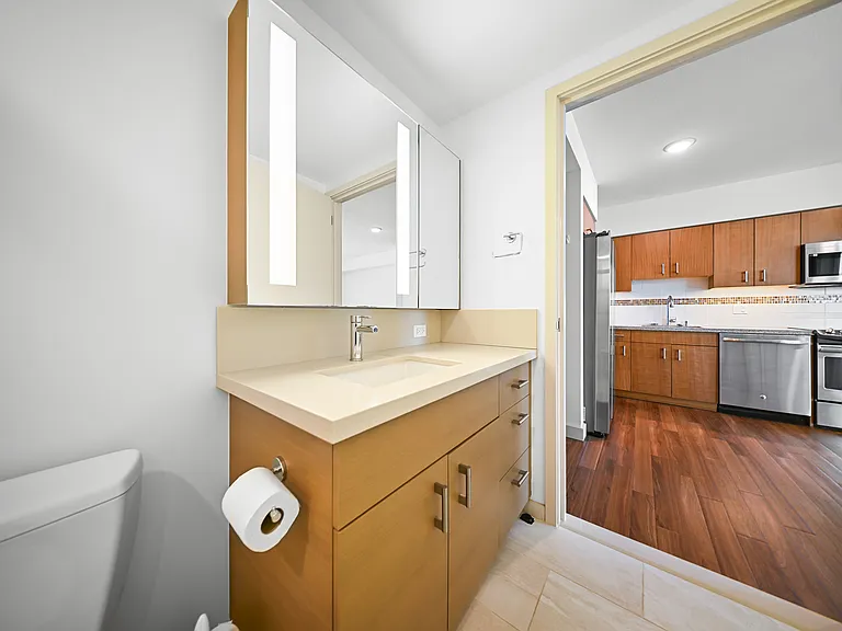 555 South St #1111 — Photo 21