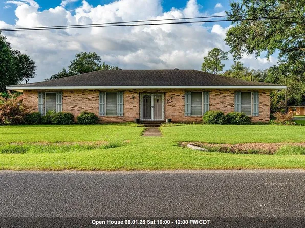 111 Marguerite Ave, Schriever, LA 70395
