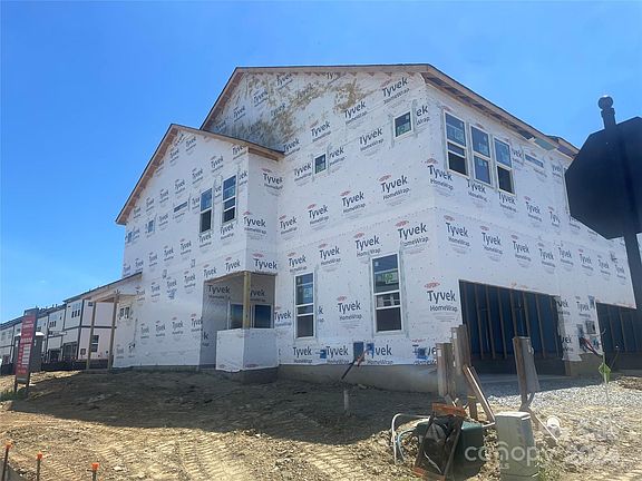 4th image of 5804 Coulee Ln