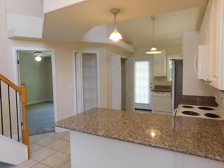 4204 Arbor Green Way — Photo 5