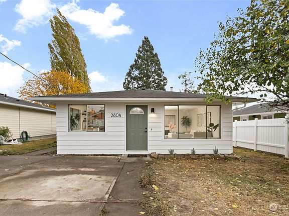 3rd image of 2804 Xenia St