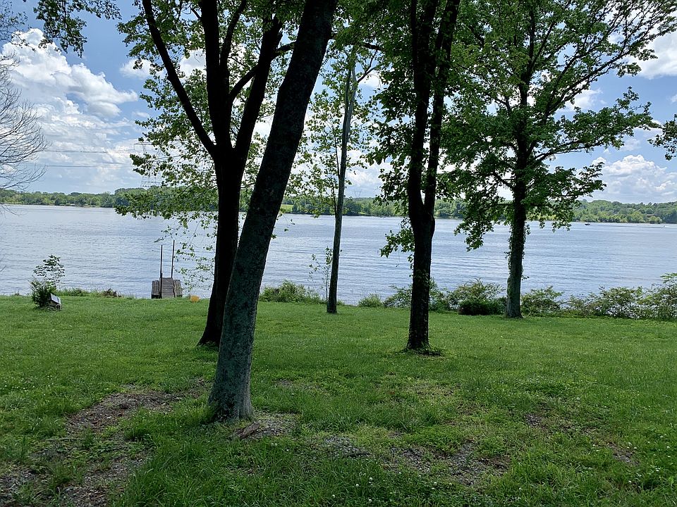 1st image of 1094 Hickory Harbor Dr Lot 15-16