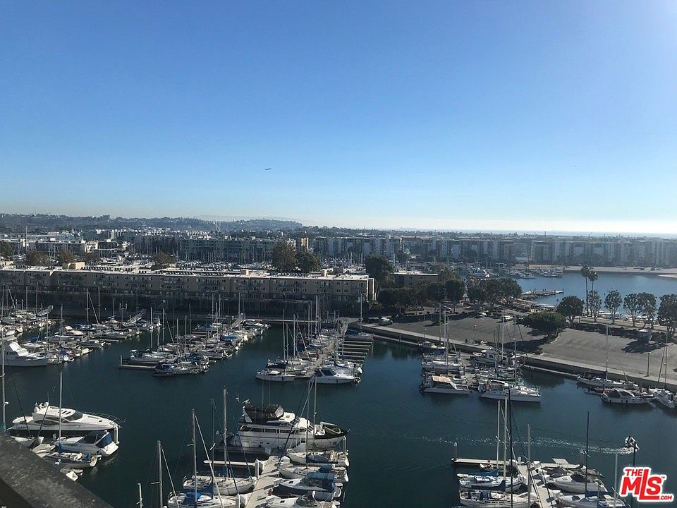 1st image of 4267 Marina City Dr