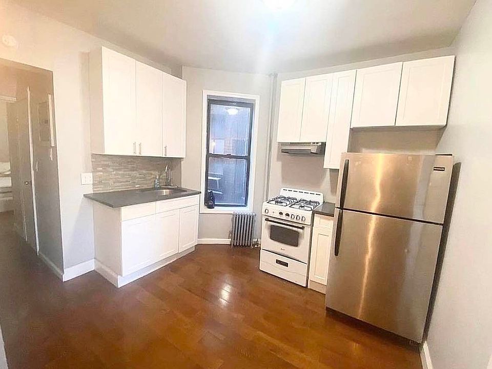 1st image of 324 E 109th St APT 11