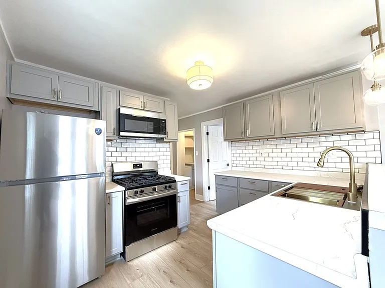 323 N 59th Street — Photo 1