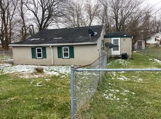 1049 Walker Lake Rd, Mansfield, OH 44906