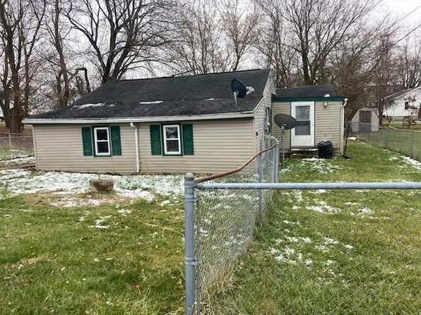 1049 Walker Lake Rd, Mansfield, OH 44906