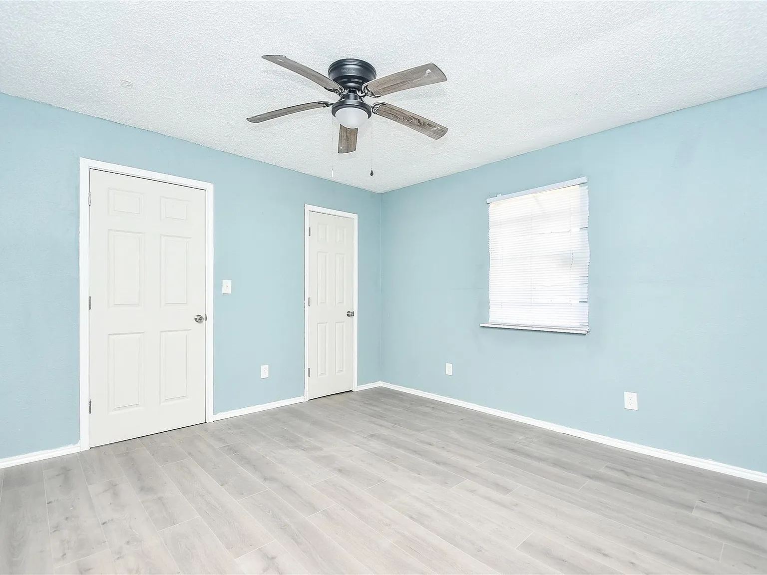1 bed, 1.0 bath, 2598 sqft, $1,150 — Photo 3