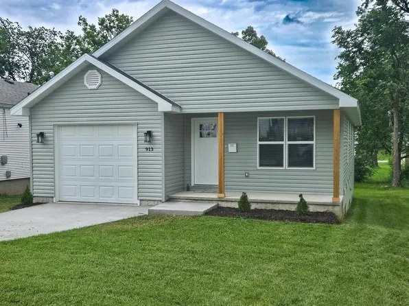 913 W Della Street, Springfield, MO 65803