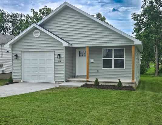 913 W Della Street, Springfield, MO 65803
