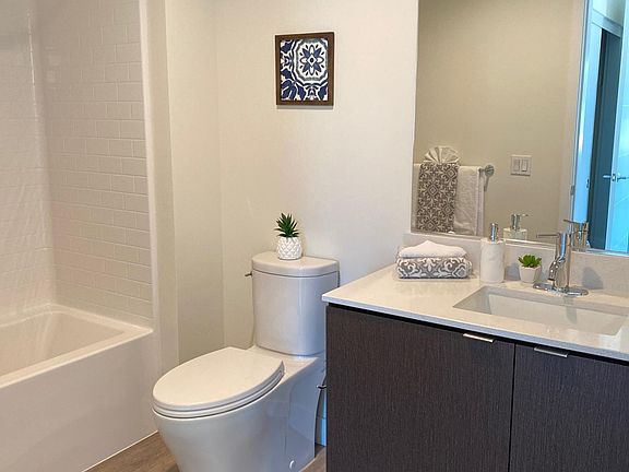 5th image of 1445 Washington St #301 & 503