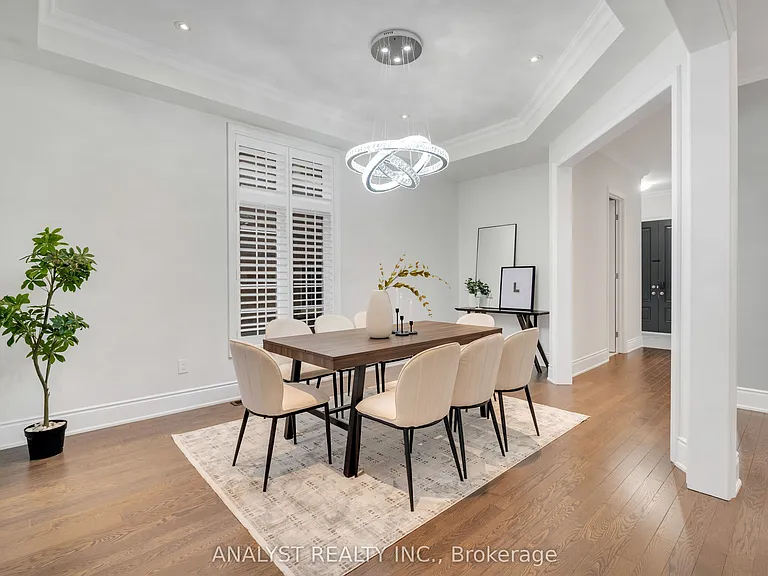 61 Ross Vennare Cres — Photo 16