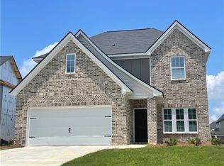 35 Lee Road 2220, Smiths Station, AL 36877