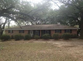 6141 Broadview Dr N, Theodore, AL 36582