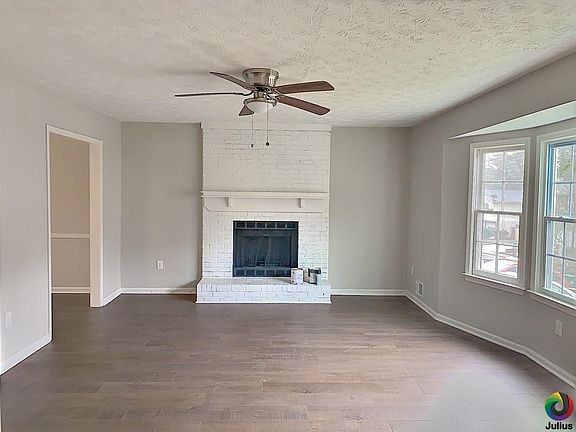 4th image of 1252 Autumn Hill Ln