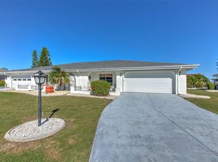 125 Wintersong Ln, Sun City Center, FL 33573