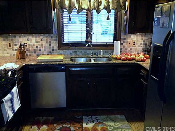 4th image of 3173 Woodland Hills Dr
