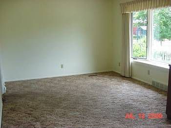 3rd image of 110 N Coquillard Dr