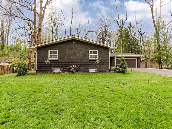 4th image of 4625 Berkshire Ln