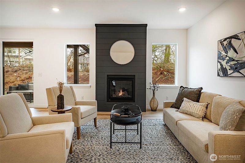 3rd image of 2962 Cedar View Way