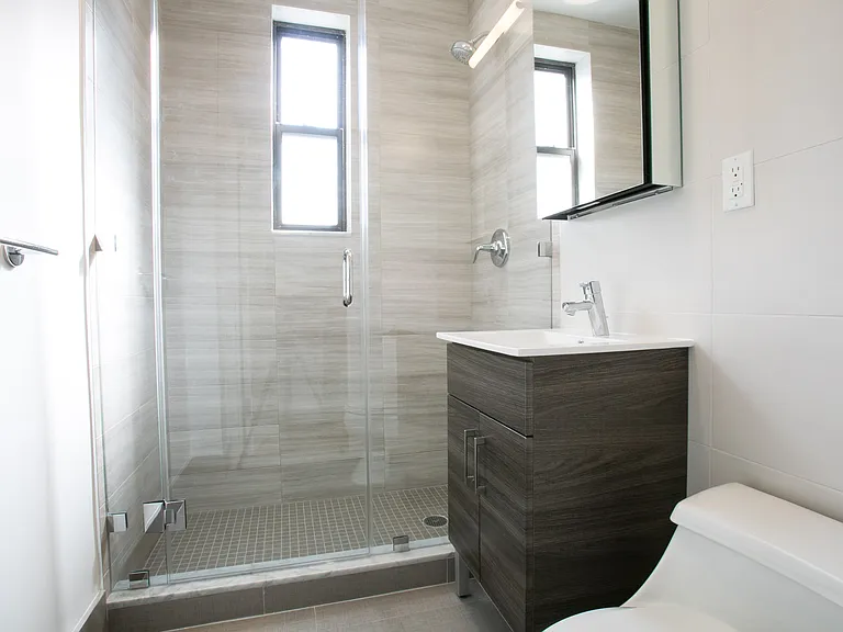 210 W 70th St #1408 — Photo 9