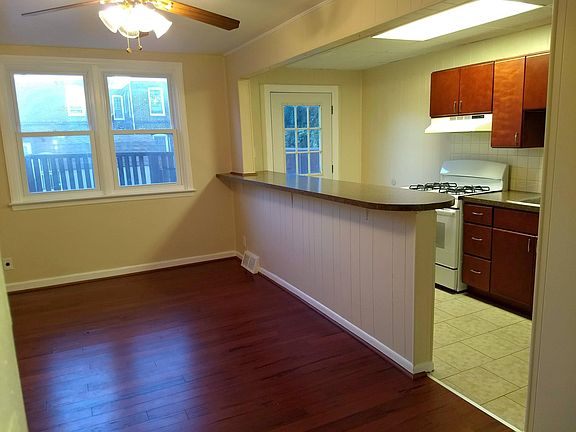 3rd image of 6145 Montague St