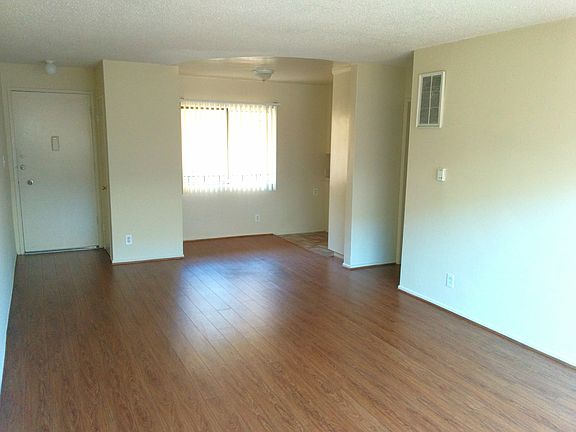5th image of 1749 Garfield Pl