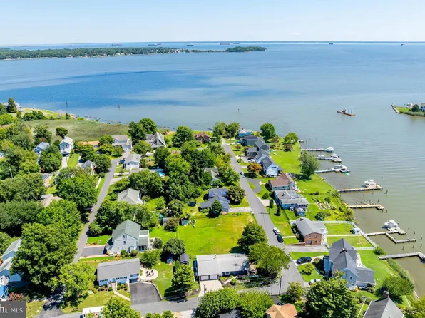 3725 Ramsey Dr, Edgewater, MD 21037
