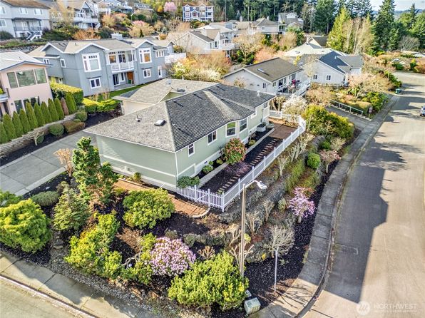 1287 NE Odin Court, Poulsbo, WA 98370