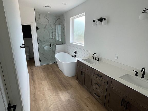 2nd image of 652 Birch Lane