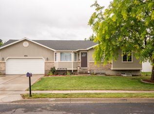 981 W 1300 S, Woods Cross, UT 84087