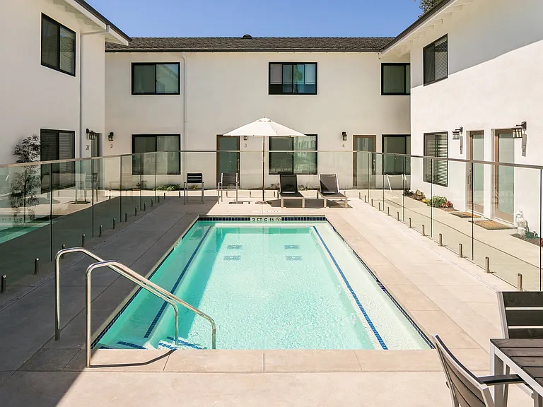 20700 Anza Ave — Photo 23
