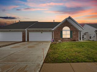 6207 Crystal View Dr, Indianapolis, IN 46237