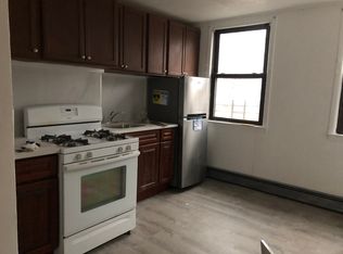 36-10 9th St #2A, Astoria, NY 11106