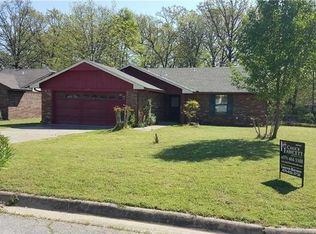 1619 Princeton Dr, Fort Smith, AR 72908