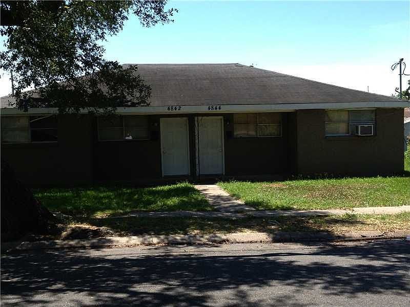 2nd image of 4842 Lonely Oak Dr