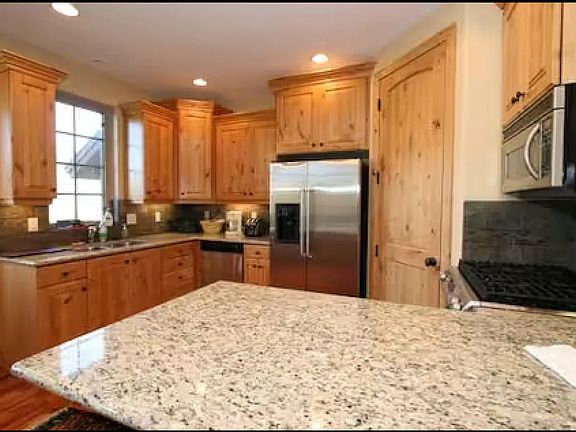 4th image of 3018 W Canyon Links Dr