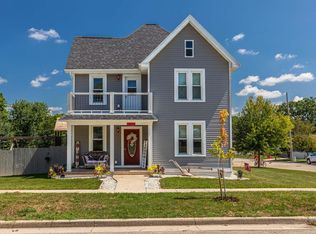 1018 1st St, New Glarus, WI 53574