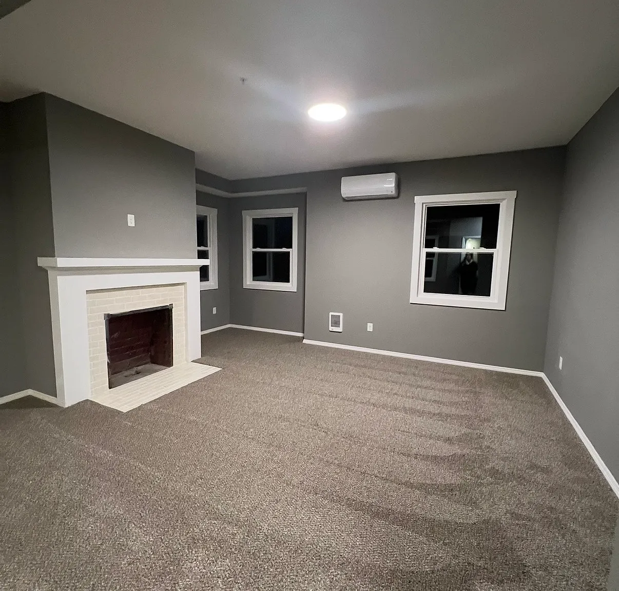 1 bed, 700 sqft, $1,600 — Photo 1