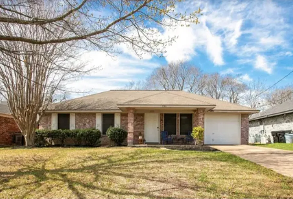 Briar Creek Dr