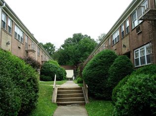 221 River Rd APT C17, Bogota, NJ 07603