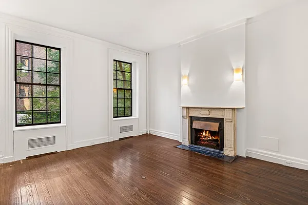 Rented by Nest Seekers International | media 28