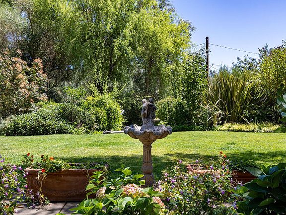 4th image of 1431 Manzanita Avenue