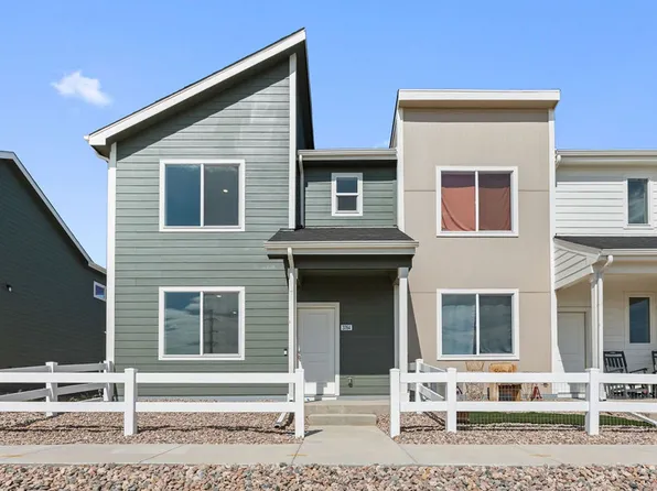 3764 Pinnacles Ct, Evans, CO 80620